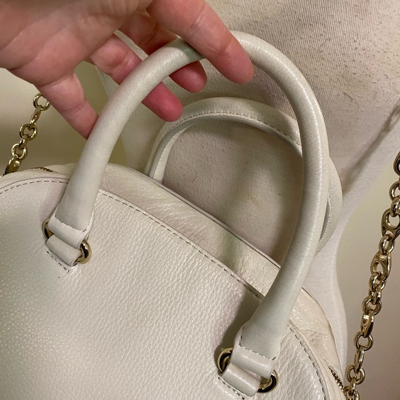 New OROTON White Pebbled Leather Crossbody Medium sized Handbag - Picture 6 of 12